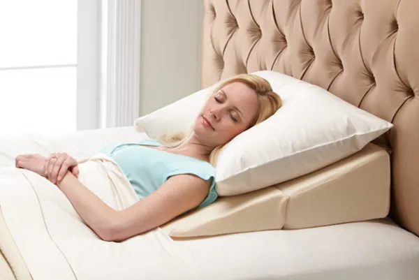 نحوه خوابیدن بعد از عمل بینی